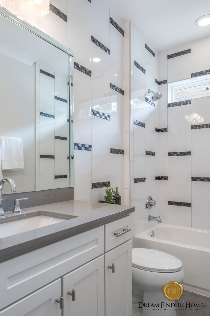 Dream Finders Homes Berthoud Colorado Loving This Bathroom with the Glass Tile Details Newhome Newbuild