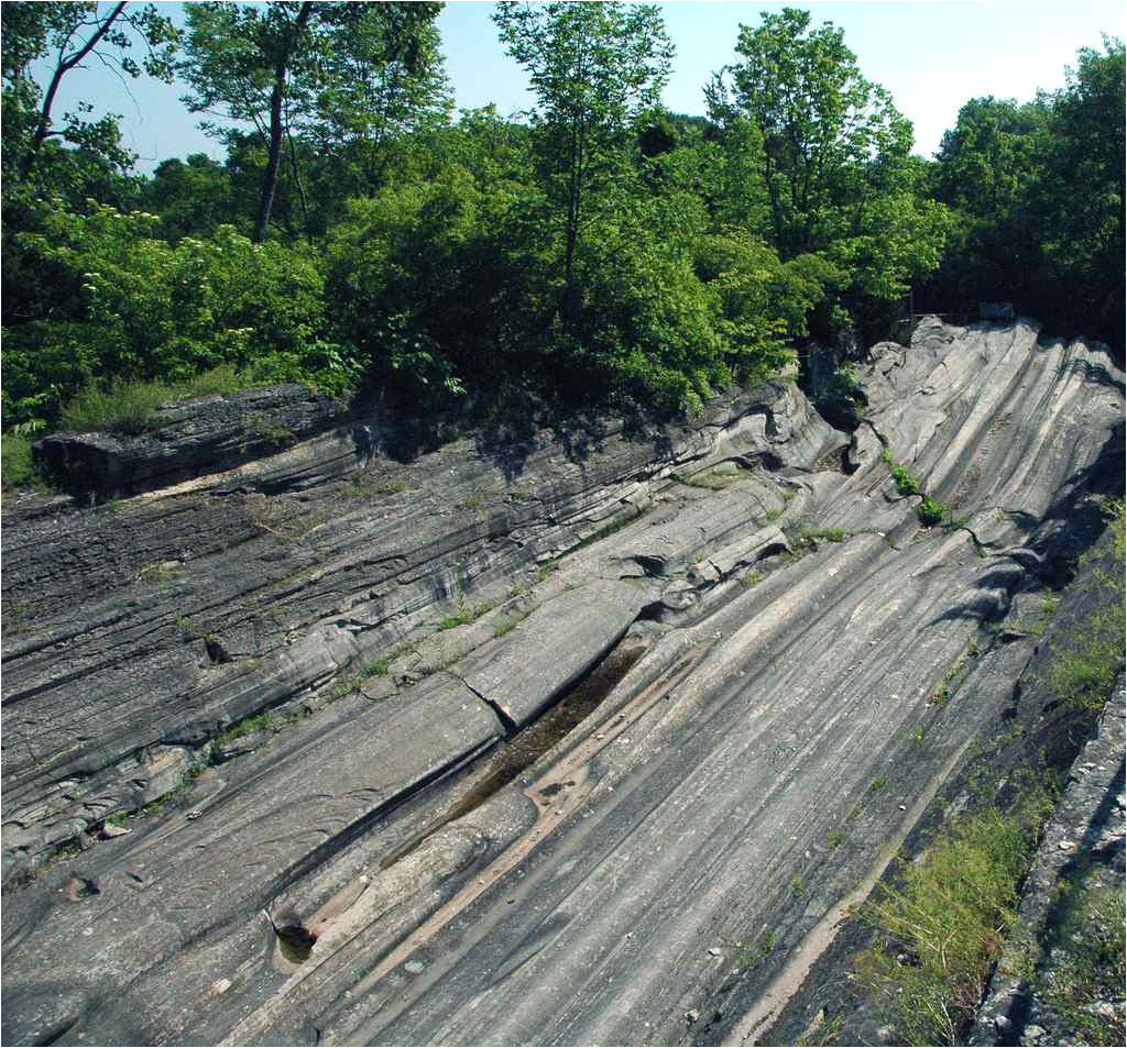 glacial grooves from pleistocene glaciation on columbus limestone middle devonian glacial grooves state