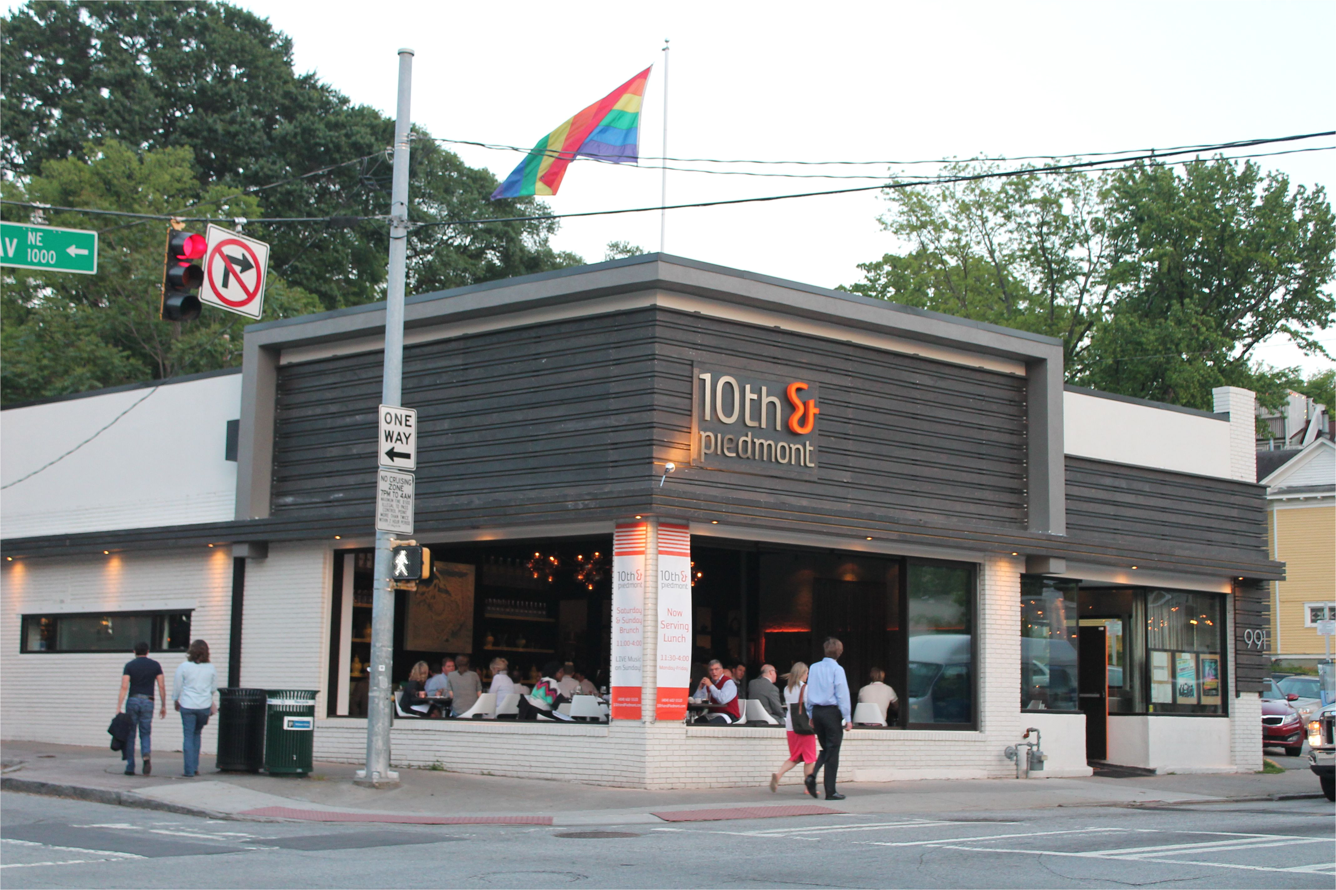 10th and piedmont atlanta restaurant mixed bar exterior