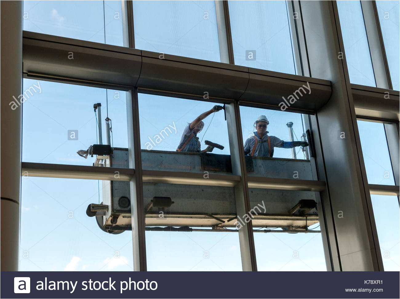 high rise window cleaning at taikoo hong kong jayne russell alamy stock photo