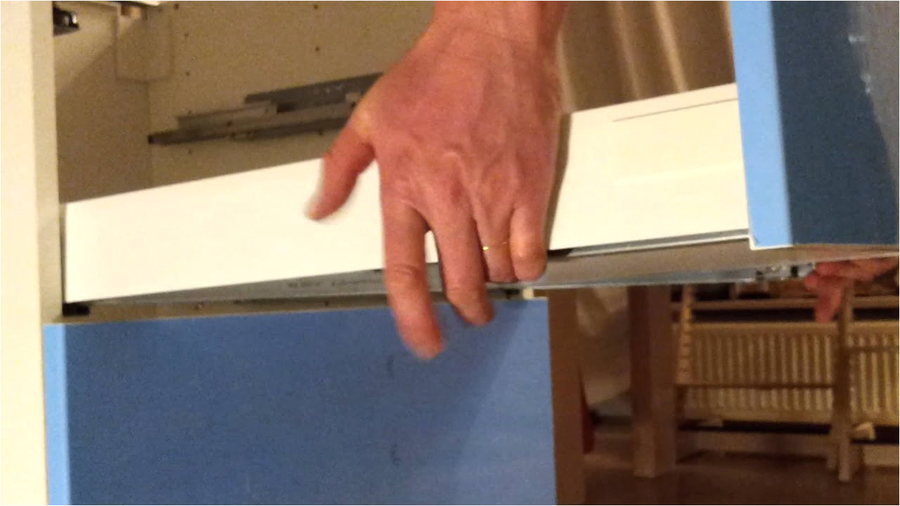 how to remove ikea maximera kitchen cabinet drawer