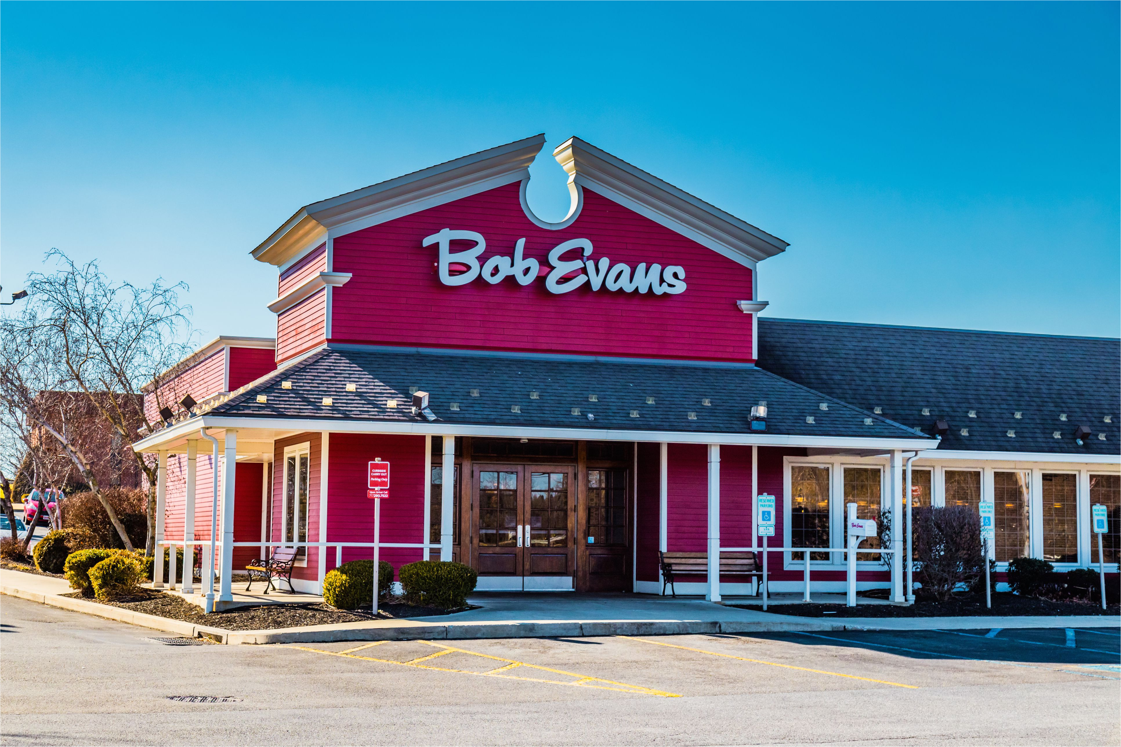 bob evans restaurant entrance 894165918 5bd49b6046e0fb0051f63133 jpg