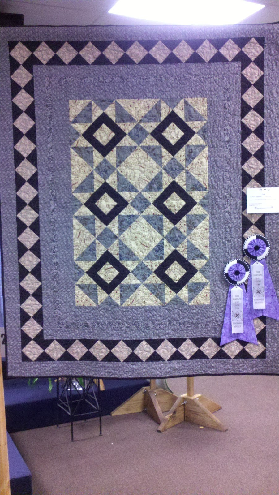 was terrific lots of beautiful quilts such a talented group if you missed it here are a few of my favorites that i took pictures of