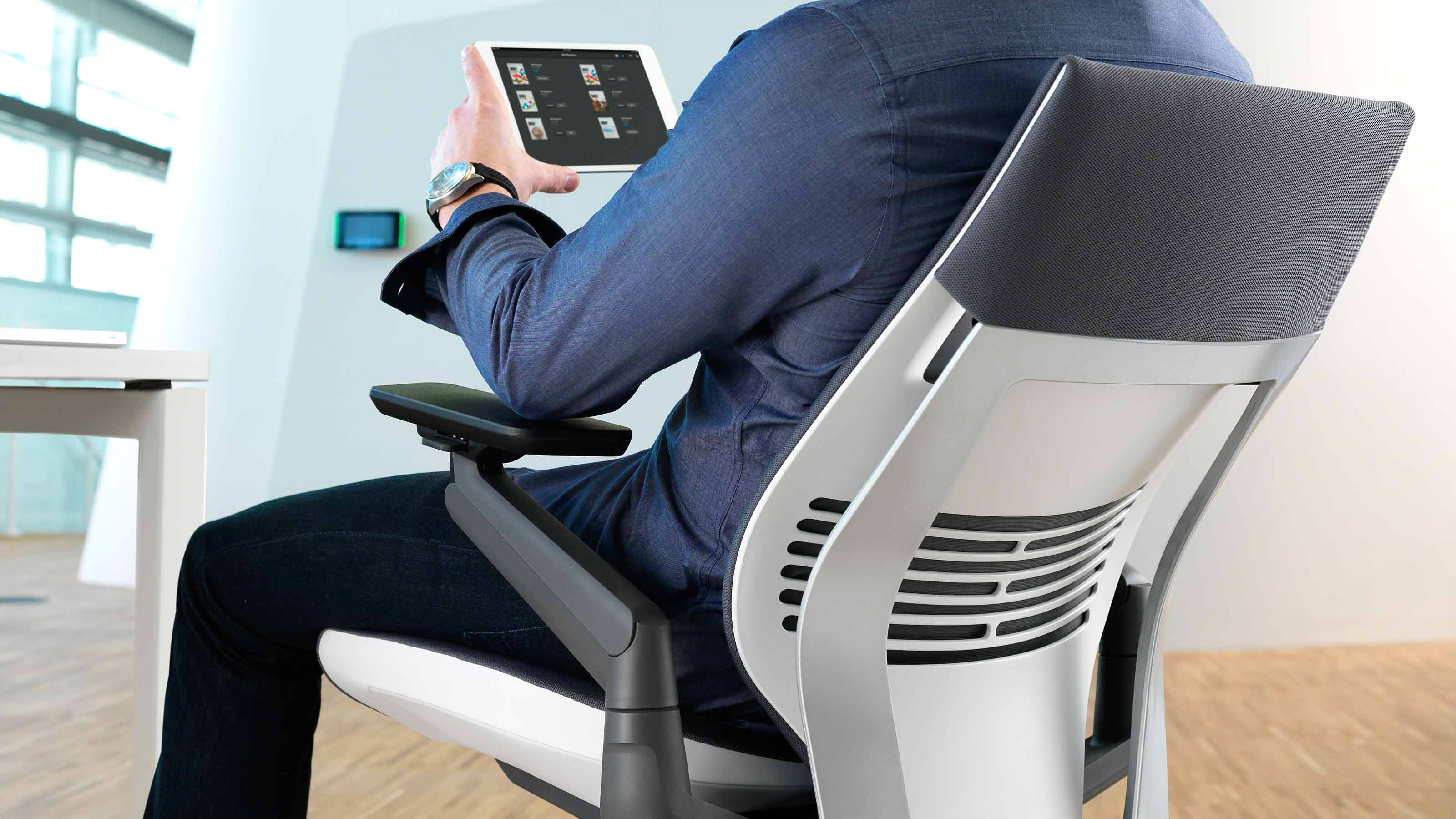 gesture chair tablet 13 0004200 jpg