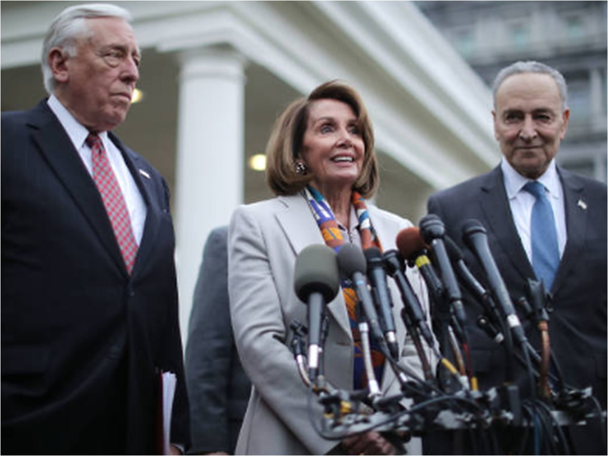 pelosi takes hard line against wall money in funding bill