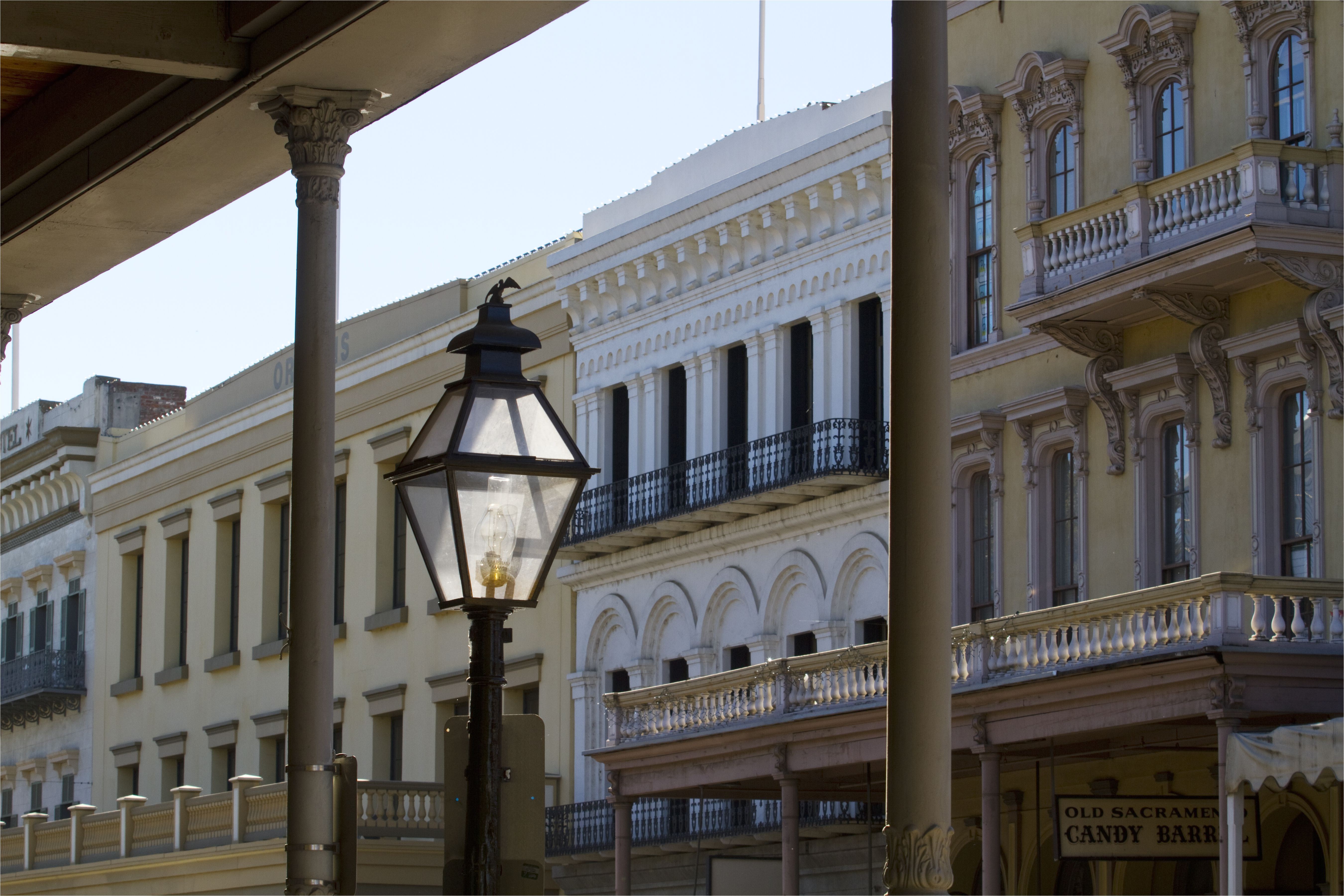 lantern in old town sacramento historic district