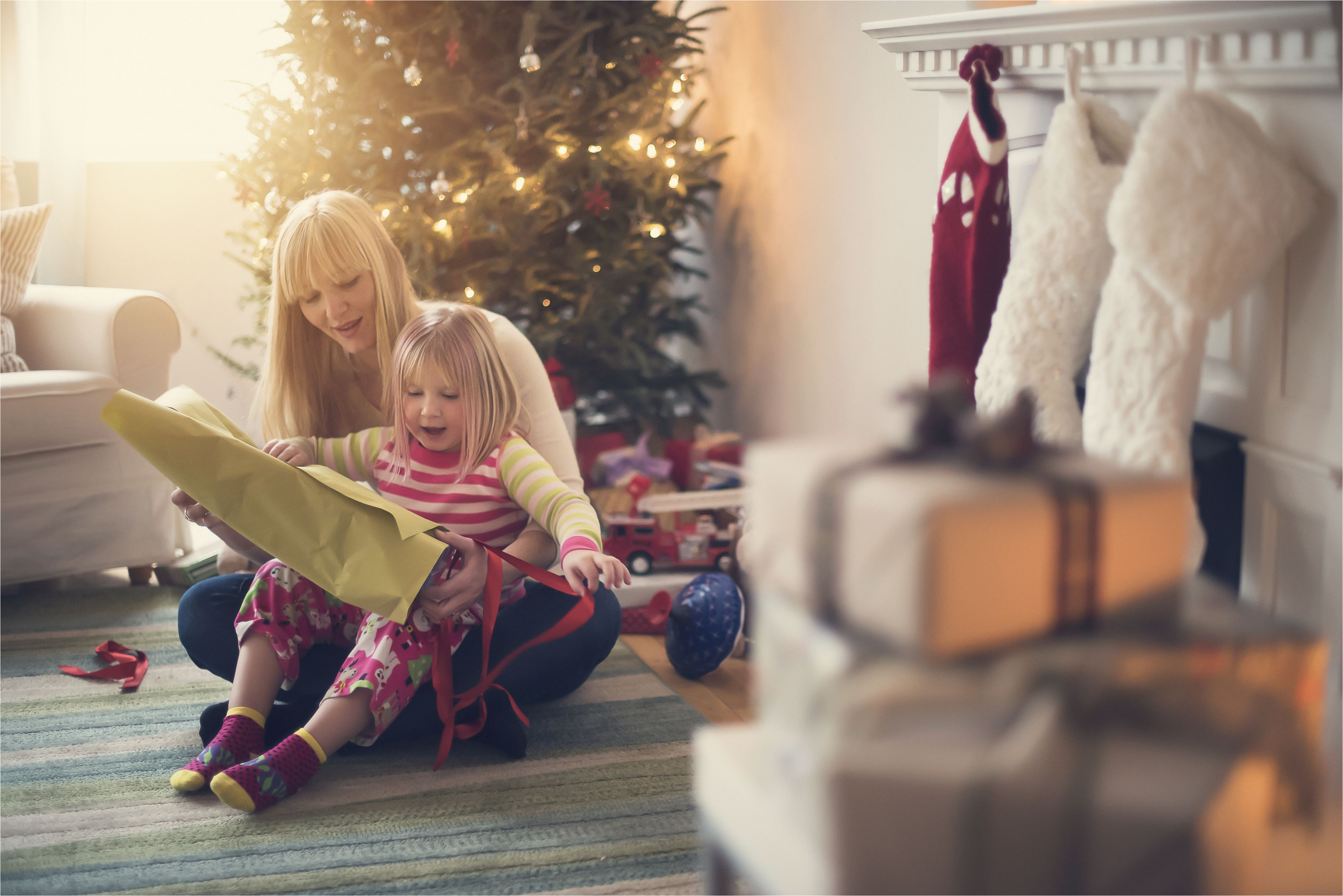 usa new jersey mother and daughter 4 5 opening christmas presents 545865475 5a25686d96f7d000190a7fa5 jpg