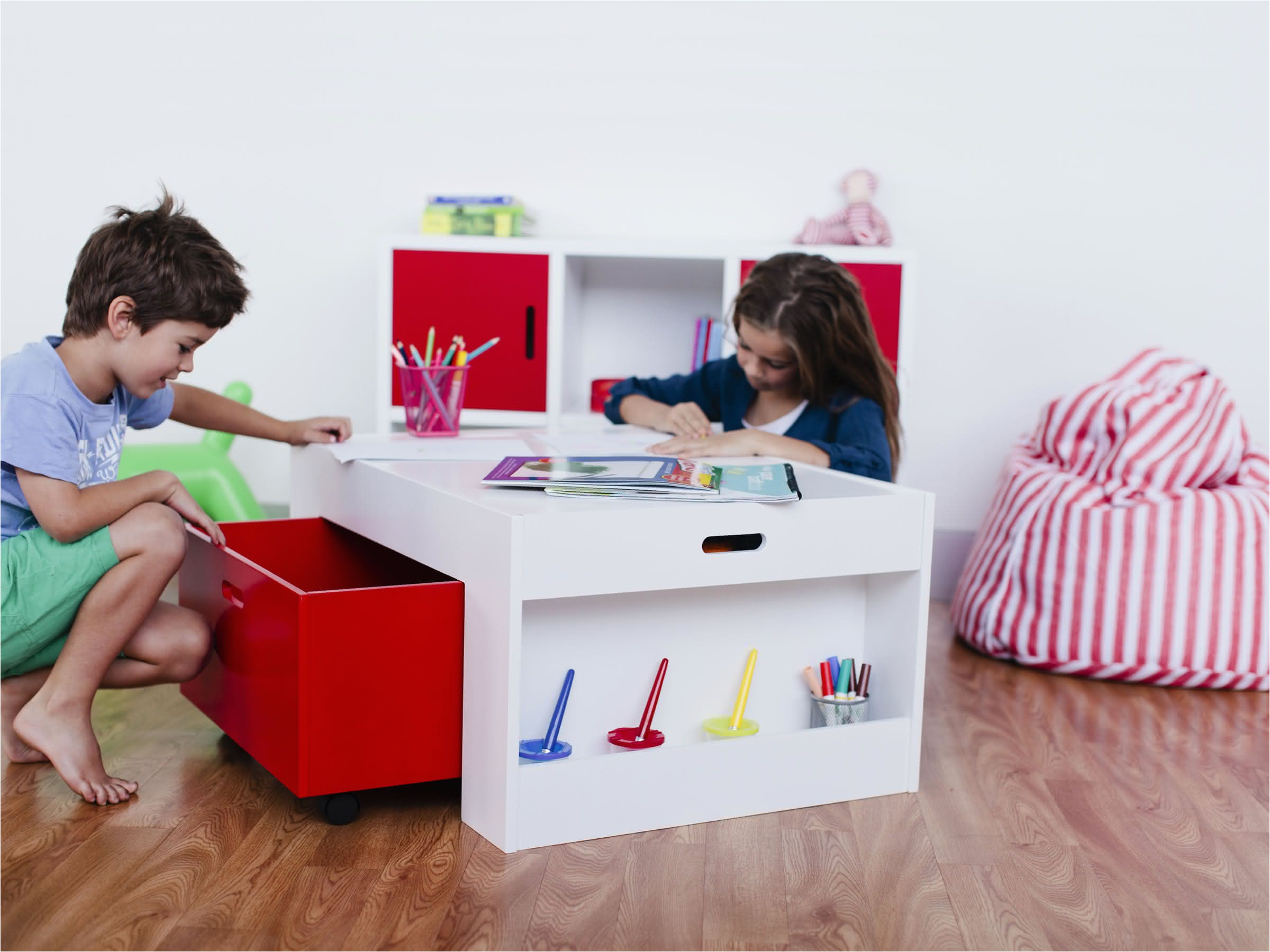 kids activity table 85 x jpg