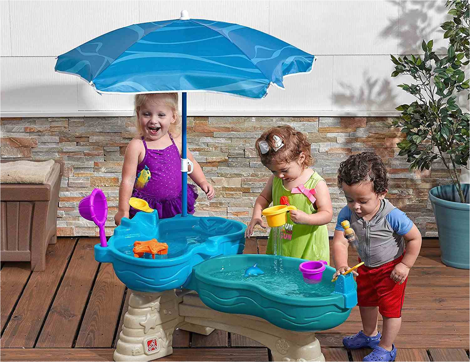 sand and water tables