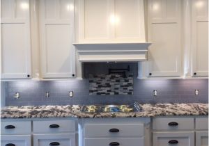 Alaska White Granite with Off White Cabinets Backsplash Help Alaska White Granite Off White Cabinets