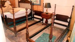 Antique Twin Beds Craigslist Twin Poster Beds On Craigslist All About the Twins