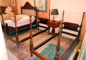 Antique Twin Beds Craigslist Twin Poster Beds On Craigslist All About the Twins