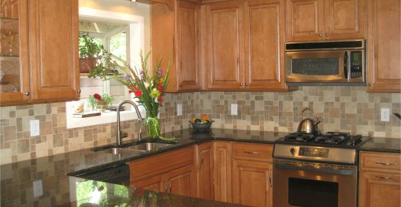Backsplash Ideas for Black Granite Countertops and Maple Cabinets Maple Kitchen Cabinets with Granite Countertops Best 17 Best