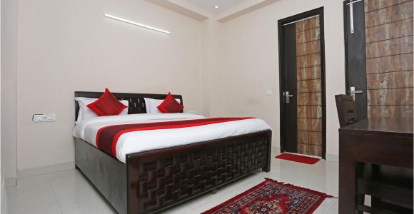 Bed and Breakfast Finder Hotel Oyo 817 sohna Road Gurgaon India Booking Com