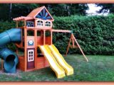 Cedar Summit Spring Valley Deluxe Playset Blog Sam the Handyman Montreal