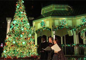 Christmas Light Hanging atlanta Celebrate Christmas at Six Flags In 2018