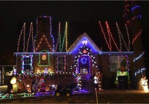 Christmas Light tour Wichita Kansas Photo Slideshow Ene Christmas 2016 News Enidnews Com