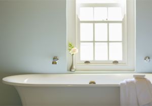 Clawfoot Tub for Small Bathroom How to Choose the Best Bathtub Fiberglass Vs Cast Iron