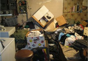Cleaning A Hoarder S House Obsessive Compulsive Hoarding Disorder Apartment Cleanup