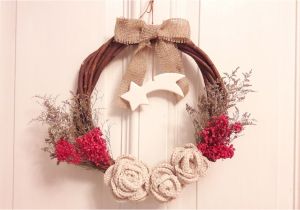 Decoraciones Navideñas Para Puertas Con Material Reciclable Adornos De Navidad Para Puertas Adorno De Navidad Para Puerta