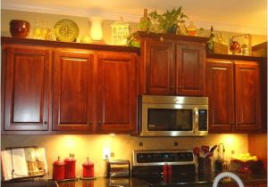 Decorating Above Kitchen Cabinets Tuscan Style Decorating Above Kitchen Cabinets Tuscan Style Decolover Net