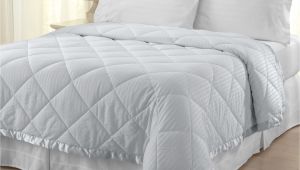 Difference Between Down and Down Alternative Comforter We Understand People with Allergies are Often Uncomfortable that S