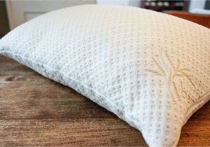 Difference Between Down and Down Alternative Pillow the 8 Best Pillows to Buy In 2019