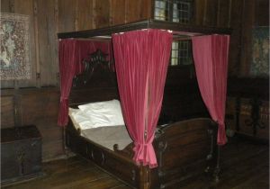 Different Types Of Four Poster Beds the History Of the Bed Mattress and Bedroom