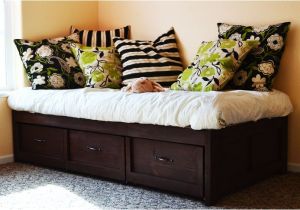 Diy Daybed with Trundle Ana White Daybed with Storage Trundle Drawers Diy Projects