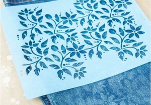 Diy Painting with A Twist at Home Diy Stencil Denim Update An Old Pair Of Jeans by Using Bleach to