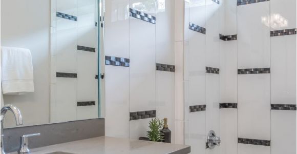 Dream Finders Homes Berthoud Colorado Loving This Bathroom with the Glass Tile Details Newhome Newbuild