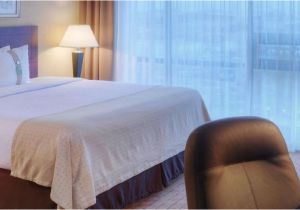 Eastern King Bed Vs Western King Bed Holiday Inn toronto Airport East Hotel by Ihg