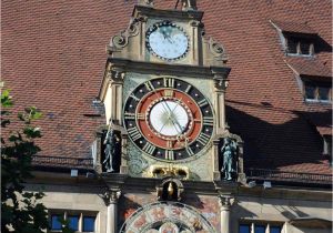 Emperor Grandfather Clock Won T Chime Bestatter Muss Jahrelang In Haft Worldnews Com