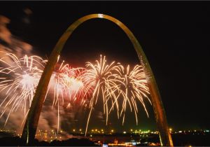 Evening Family Activities In St Louis Kid Friendly New Year S Eve Celebrations In St Louis