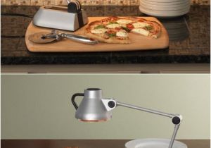 Heat Lamps are Designed to Reheat Food when Bon Home Culinary Heat Lamp Keeps Food Warm without Ruining It