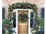 How to Hang Garland Around Front Door with Vinyl Siding Hanging Garland Around Front Door Front Doors Lighted