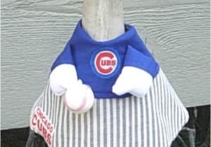 Lawn Goose with 12 Outfits Cubs Outfit for 14 Cement Lawn Geese