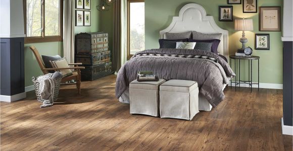 Lowes Pergo Max Premier Amber Chestnut Amber Chestnut Pergo Max Laminate Flooring Pergo Flooring