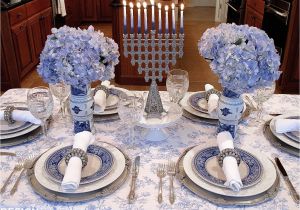 Mesa Holiday Arts and Crafts Festival French Blue and White Holiday Table Setting with toile Tablescapes
