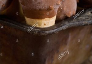 Mini Melts Ice Cream Vending Machine Near Me Mini Ice Cream Stock Photos Mini Ice Cream Stock Images Alamy