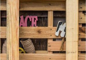 Picture Frame Ideas with Pallets Diy Wooden Pallet Picture Frame 101 Pallets