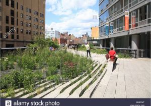 Public Park In Manhattan Built In An Old Railway Public Park Manhattan Zipin Me