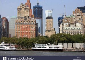 Public Park In Manhattan New York Skyline Von Lower Manhattan Am Battery Park World Trade Center Bau