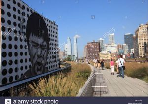 Public Park In Manhattan On An Old Railway Public Park Manhattan Zipin Me