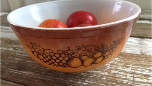 Pyrex Mixing Bowl Patterns Vintage Pyrex Old orchard Pattern Mixing Bowl 2 5 Qt