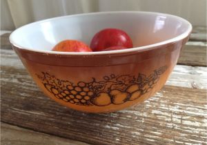 Pyrex Mixing Bowl Patterns Vintage Pyrex Old orchard Pattern Mixing Bowl 2 5 Qt