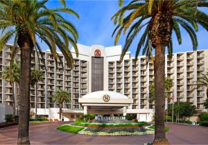 Que Hacer En San Diego Por La Noche Sheraton San Diego Hotel Marina En San Diego Estados Unidos Desde