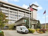 Retail Rental Space Columbus Ohio Embassy Suites by Hilton Columbus 126 I 1i 6i 7i Updated 2019