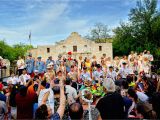 San Antonio Parade Of Homes 2019 Gold Unlimited Fiesta Fashion Colorful Bold ornate Looks