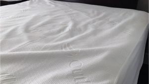 Slumber Cloud Mattress Protector Reviews Slumber Cloud Dry Line Mattress Protector Review